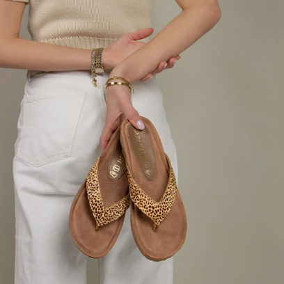 Laura Dames Slippers Leopard