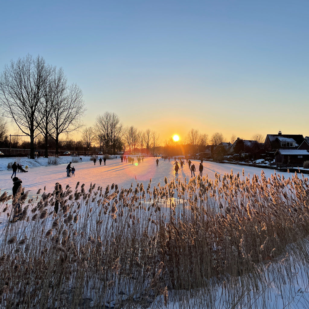 schaatspret op natuurijs