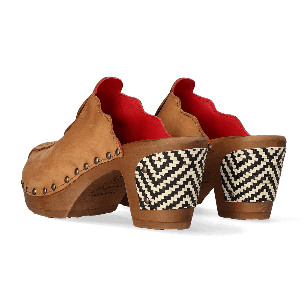 Knock On Wood Dames Clogs Cuoio
